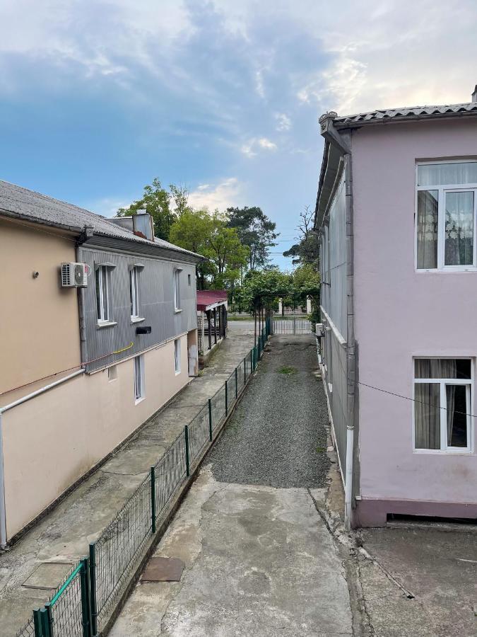 Guesthouse On Agmashenebeli 328 Кобулеті Екстер'єр фото
