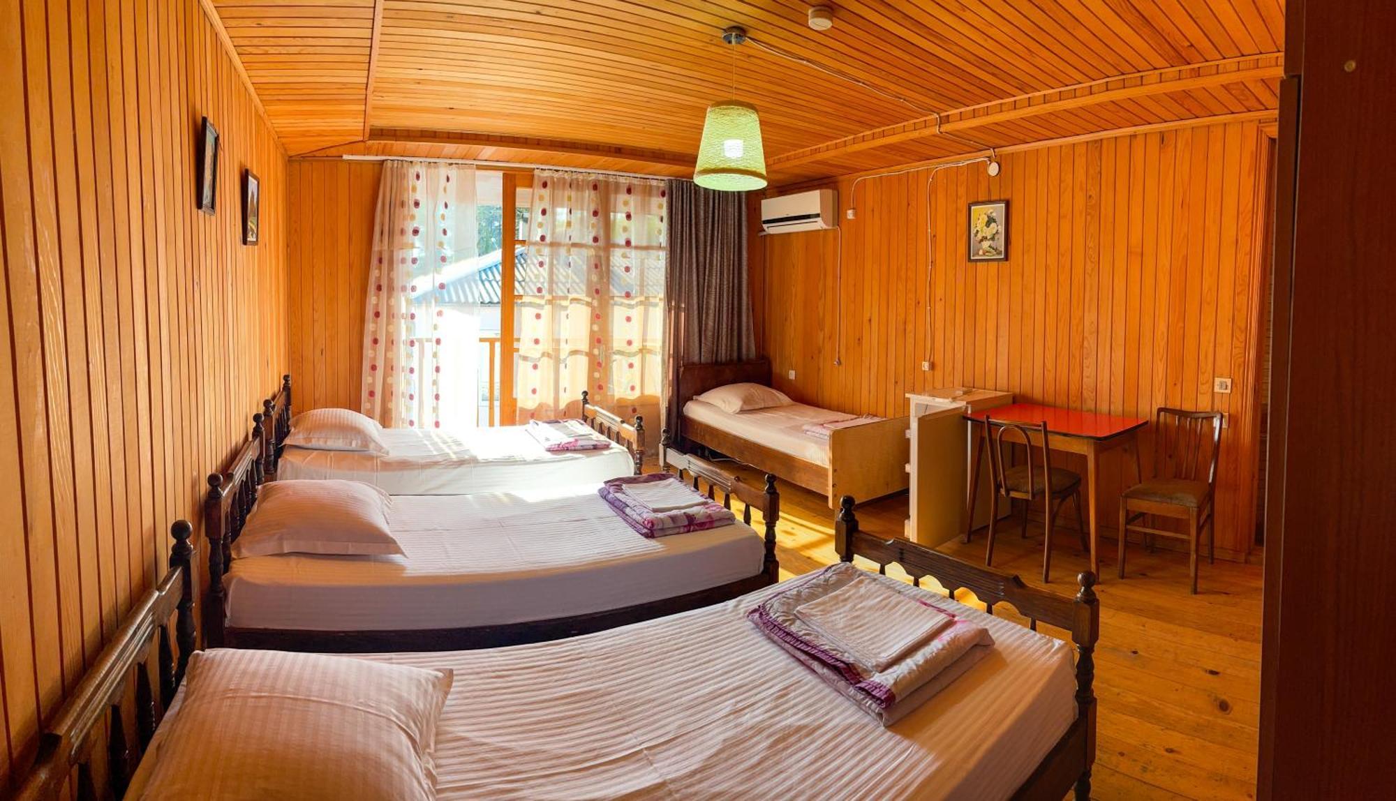 Guesthouse On Agmashenebeli 328 Кобулеті Екстер'єр фото