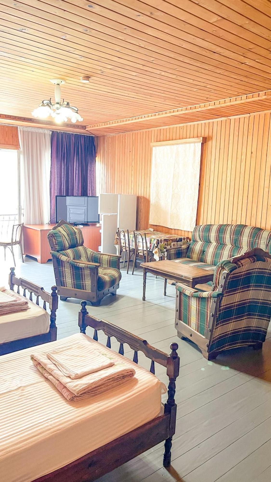 Guesthouse On Agmashenebeli 328 Кобулеті Екстер'єр фото